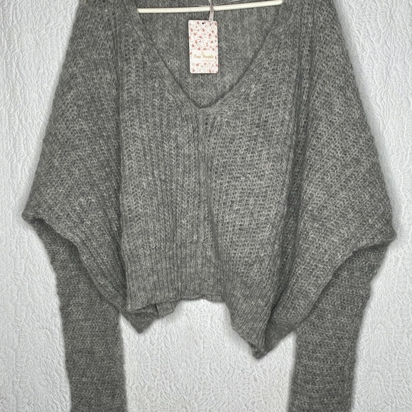 Free People Moonbeam V-Neck Sweater - Picture 4 of 8